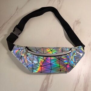 Holographic Geometric Waist Bag - Silver